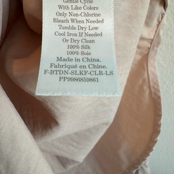 Everlane Washable Silk Tie-Cuff Shirt 00 - Picture 6 of 8